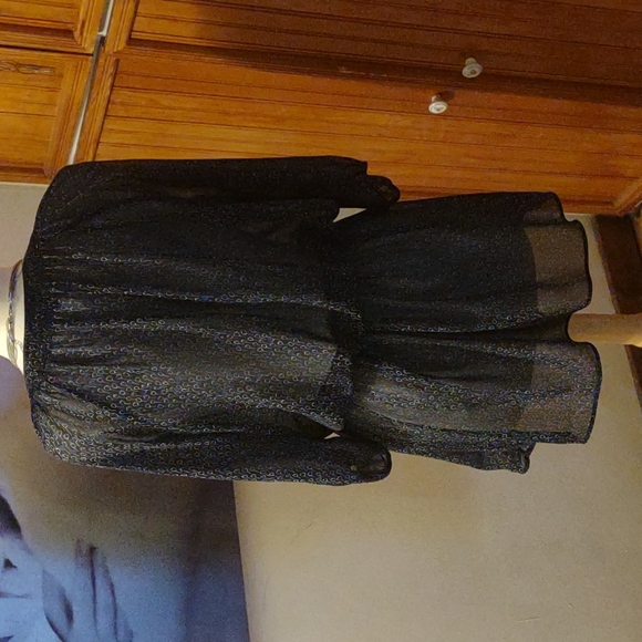 Cute little floral pattern sheer button front dress with synch stretch waist - Picture 4 of 6